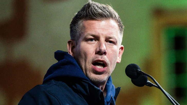 Quién es Péter Magyar, el exaliado de Viktor Orbán que se convirtió en su crítico más acérrimo y lo derrotó en unas históricas elecciones en Hungría