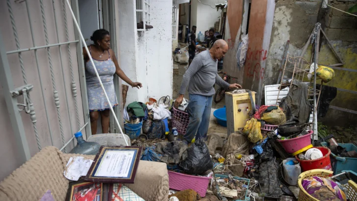 Lluvias hoy en Santo Domingo: suelos saturados agravan inundaciones y elevan el riesgo Lluvias hoy en Santo Domingo: suelos saturados agravan inundaciones y elevan el riesgo