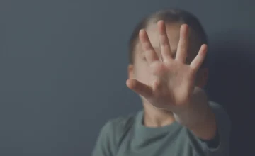 Revista Zumzum dedica su edición 13 a la prevención del abuso infantil en República Dominicana