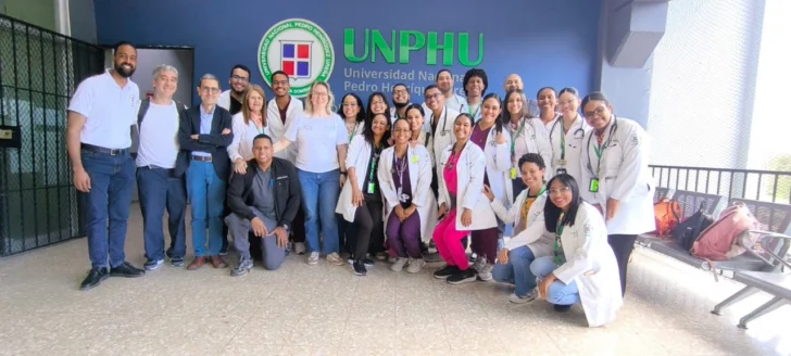 UNPHU aplica evaluación clínica final a estudiantes de Medicina por primera vez en el país