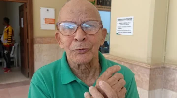  30 años de prisión para hombre de 83 años que atacó con cuchillo a su expareja en Santiago