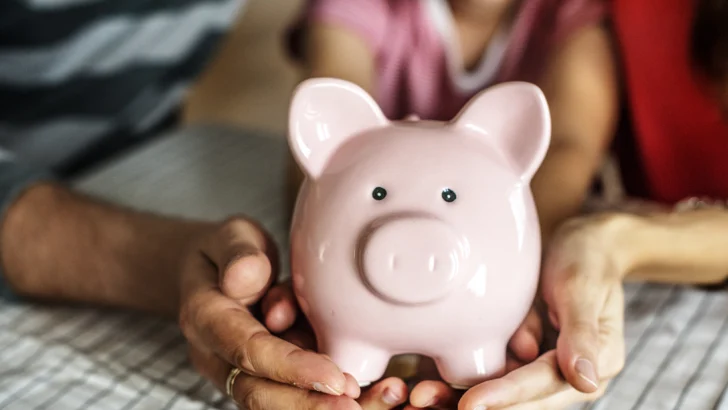 Cuando la crisis económica golpea, ¿por qué también se debilita la familia? Cuando la crisis económica golpea, ¿por qué también se debilita la familia?