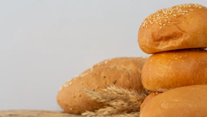 Industriales de la harina dicen que “aguantarán” alza del pan pese al aumento de insumos