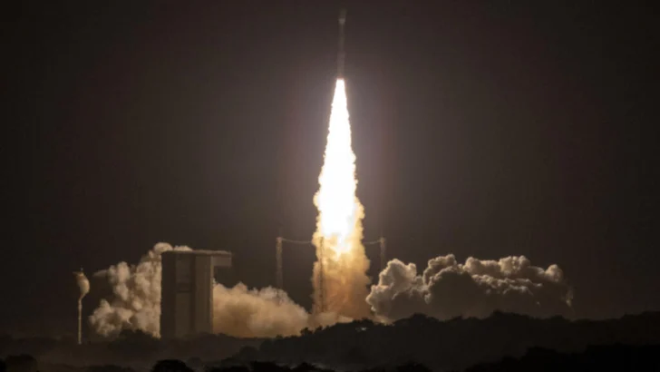 El satélite SMILE, puesto en órbita para comprender mejor y anticipar las tormentas solares