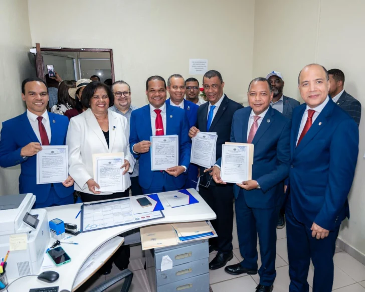 Radhamés Silverio formaliza candidatura a la Rectoría de la UASD con llamado a la continuidad y la modernización institucional