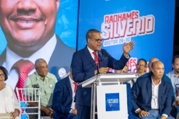 Radhamés Silverio cierra campaña en el Sur con propuestas de modernización para la UASD Radhamés Silverio cierra campaña en el Sur con propuestas de modernización para la UASD