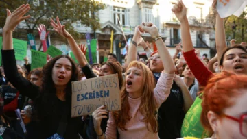 Universidades vuelven a marchar contra el ajuste del Gobierno de Milei a la educación pública