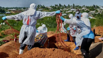 Entre el ébola y la guerra, República Democrática del Congo se enfrenta a una colisión catastrófica: OMS Entre el ébola y la guerra, República Democrática del Congo se enfrenta a una colisión catastrófica: OMS