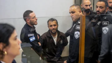 Israel extiende la detención de dos activistas de la Flotilla para Gaza, en medio de denuncias de torturas