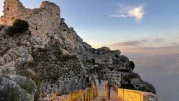 Israel toma un castillo clave en Líbano mientras aumenta su ofensiva contra Hezbolá Israel toma un castillo clave en Líbano mientras aumenta su ofensiva contra Hezbolá