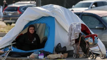 Ser madre en medio del miedo 24: Beirut, donde el desplazamiento tiene rostro de mujer