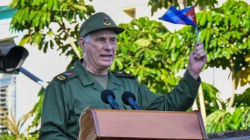 Díaz-Canel acusa a EE.UU. de imputar a Raúl Castro para justificar un ataque militar a Cuba Díaz-Canel acusa a EE.UU. de imputar a Raúl Castro para justificar un ataque militar a Cuba