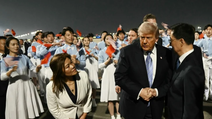 Trump llega a China para presionar por una apertura a las empresas estadounidenses