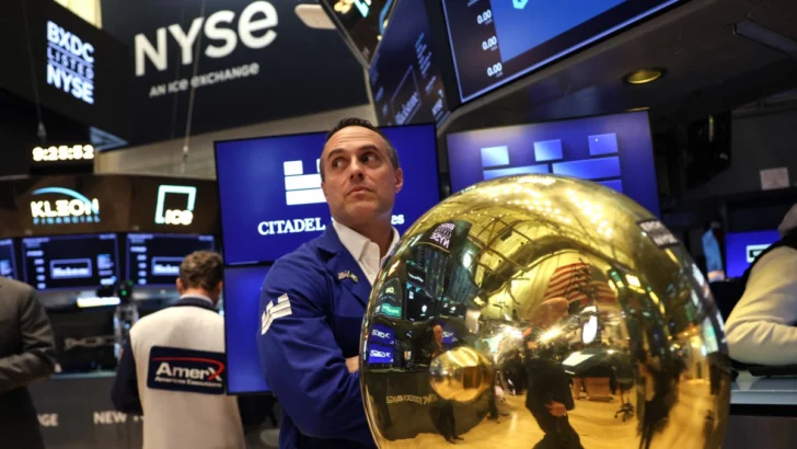 Wall Street cierra en verde tras resultados Cisco Systems y reunión EEUU-China