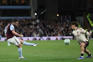 Aston Villa Liverpool: Emery amarra la Champions en partido de media docena de goles