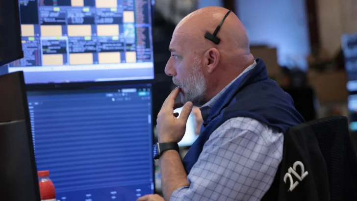 Wall Street cierra en verde pendiente de avances en Irán y de los resultados de Nvidia
