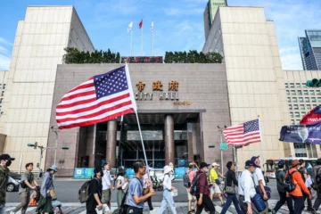 Un día después del cerco naval, China lanza incursiones aéreas sobre Taiwán y EEUU le suspende venta de armas