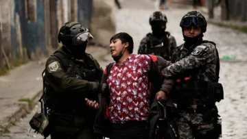 Bolivia: Disturbios en masiva marcha contra el gobierno de Rodrigo Paz