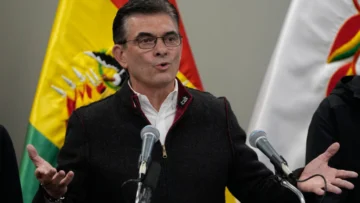Bolivia: el presidente remodela su gobierno para aplacar las protestas