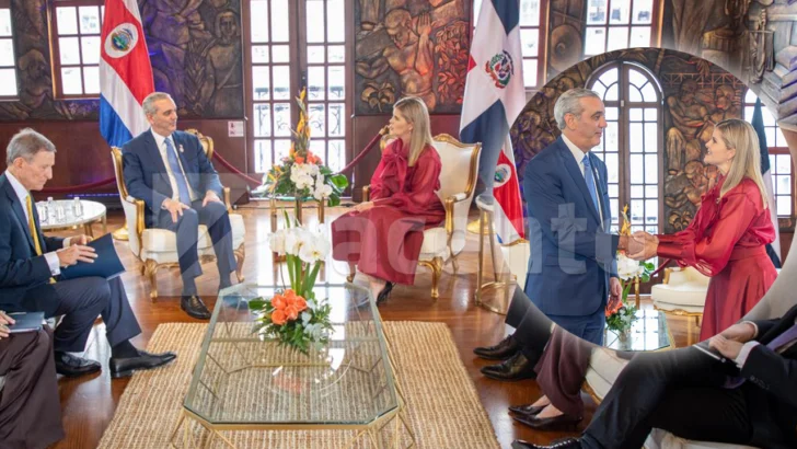 Presidente Abinader sostiene reunión bilateral con la mandataria electa Laura Fernández Delgado para fortalecer relaciones entre República Dominicana y Costa Rica