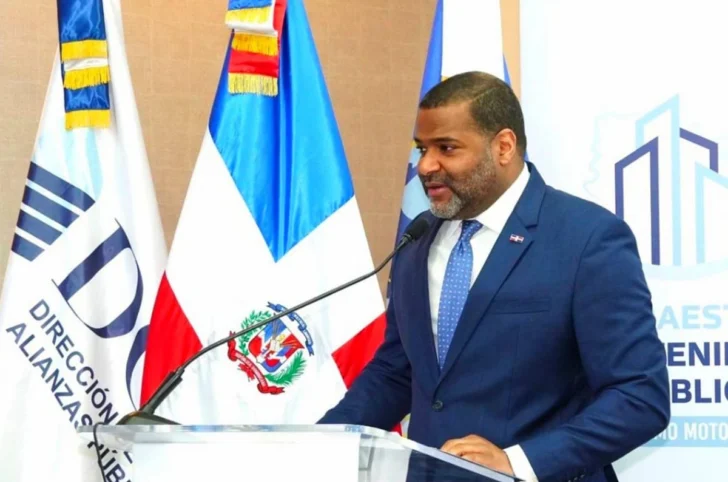 Andres-Lugo-Risk-728x482