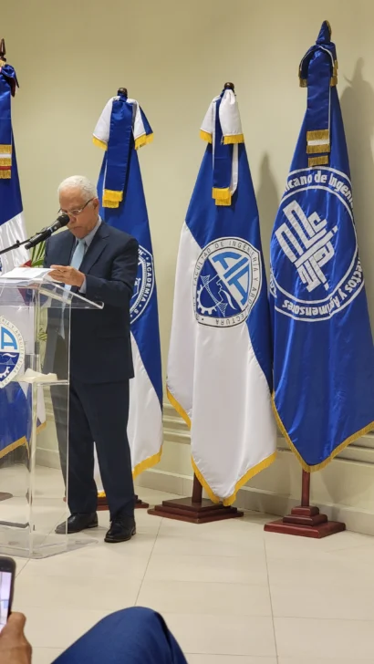Escuela de Ingeniería Química designada con el nombre del profesor meritísimo Víctor Féliz Pérez