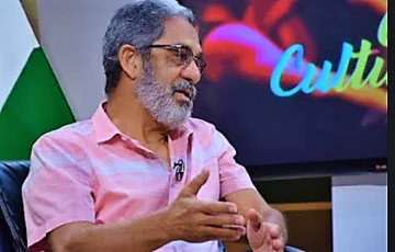 La economía que estalla: técnica y construcción en la narrativa breve de César Namnum