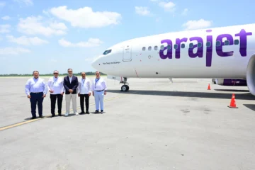 Arajet honra a Santiago con su aeronave número 16, bautizada Arajet honra a Santiago con su aeronave número 16, bautizada