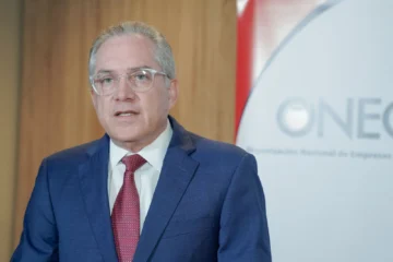 Comerciantes advierten que reforma laboral podría aumentar informalidad y costos de contratación Comerciantes advierten que reforma laboral podría aumentar informalidad y costos de contratación