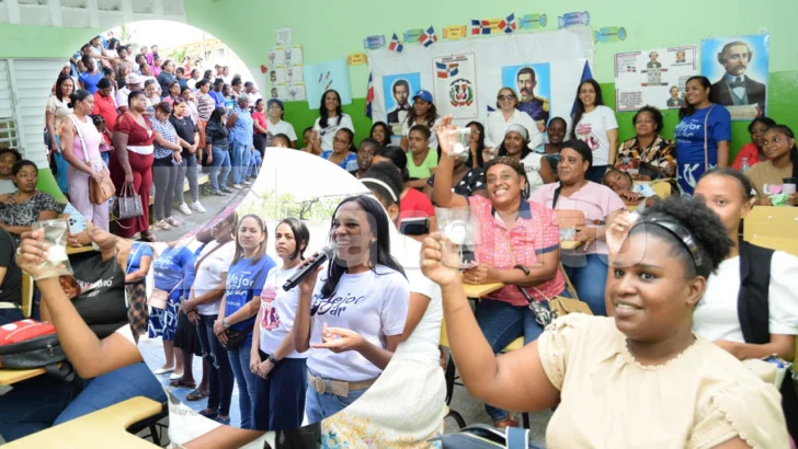 Fundaciones capacitan a más de 90 mujeres en Haina para impulsar el emprendimiento femenino