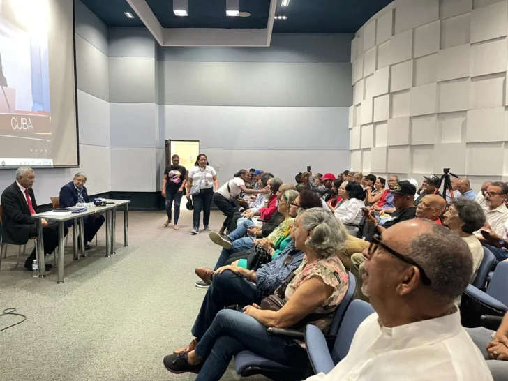Más de 100 personalidades dominicanas firman manifiesto de solidaridad con Cuba