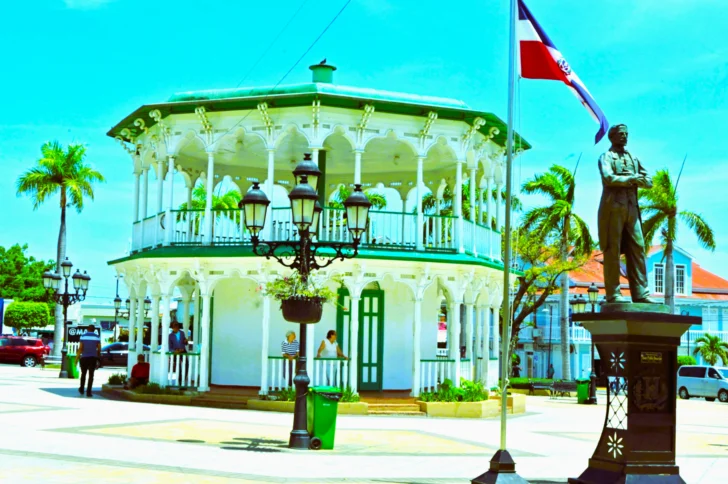 Glorieta-legendaria-identidad-de-Puerto-Plata-Foto-Odalis-728x484