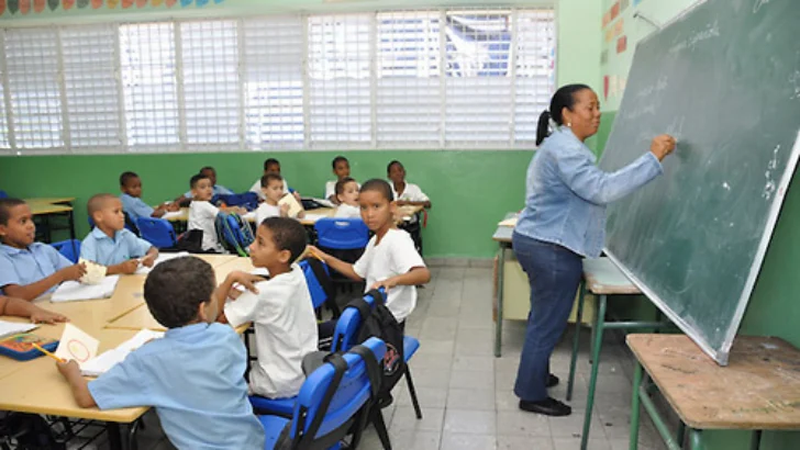 ¿Cuántos docentes faltan por ser evaluados en el proceso de desempeño docente?