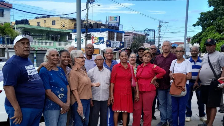 Residentes de Los Tres Brazos exigen justicia tras más de ocho años de proceso por presunta venta irregular de terrenos Residentes de Los Tres Brazos exigen justicia tras más de ocho años de proceso por presunta venta irregular de terrenos