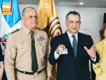 JCE y Defensa inician jornada de cedulación para militares activos y retirados de las Fuerzas Armadas  