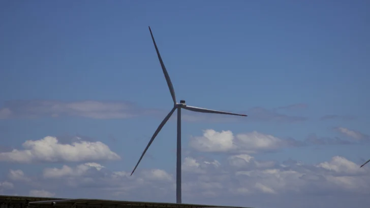 La Mina de Oro: a la sombra de las turbinas