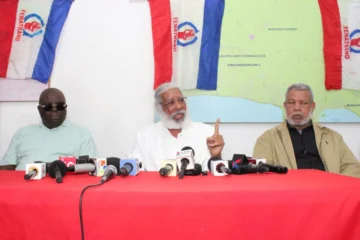 Juan Hubieres denuncia reducción de 25 mil galones de gasoil subsidiado a Fenatrano