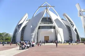 La-catedral-nueva-iglesia-de-Bayaguana-Fuente-externa