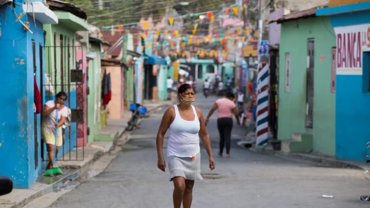 Pobreza monetaria baja a 15.4 % en RD durante el primer trimestre de 2026