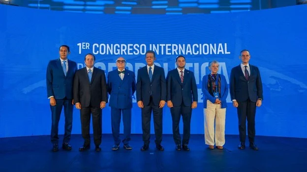 Los-ponentes-participantes-en-el-1er.-Congreso-Internacional-de-Geopolitica
