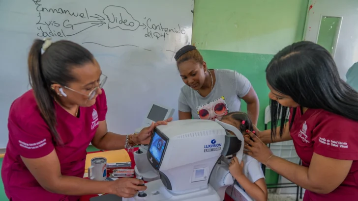Más de 650 estudiantes recibieron atenciones médicas en jornada escolar del Inabie en La Vega