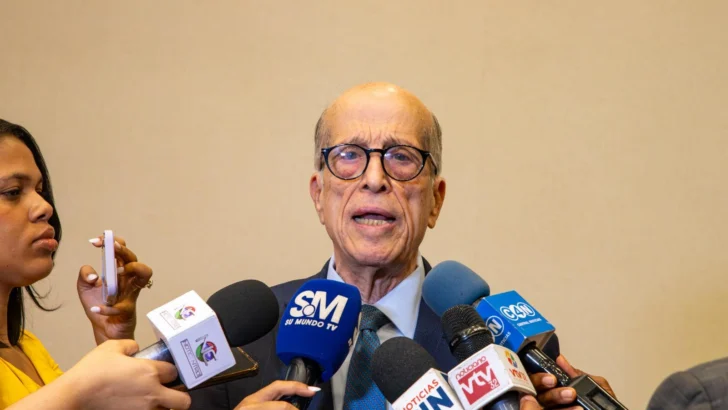 La transición energética ya no es opcional para RD: Max Puig advierte sobre los riesgos de la dependencia de combustibles fósiles