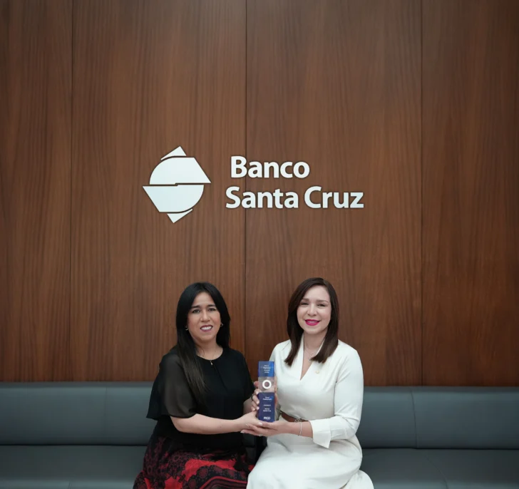 Banco Santa Cruz gana premio global de FICO por transformación tecnológica y gestión de riesgos