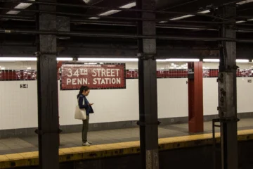 Un incendio en la estación de Penn Station de Nueva York causa cinco heridos