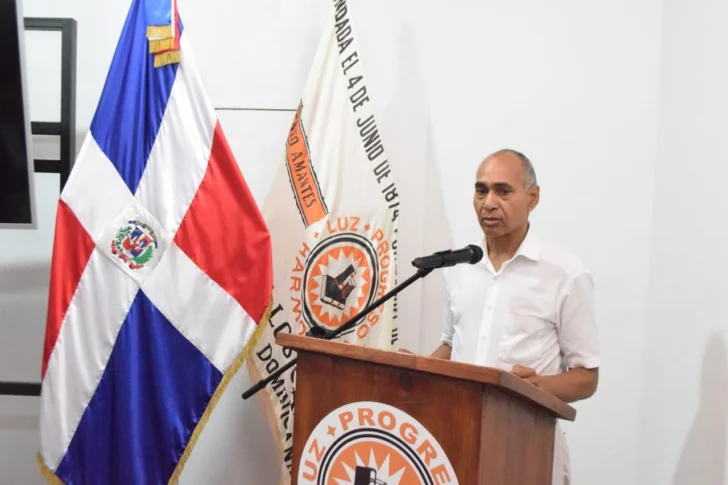 José Sirís