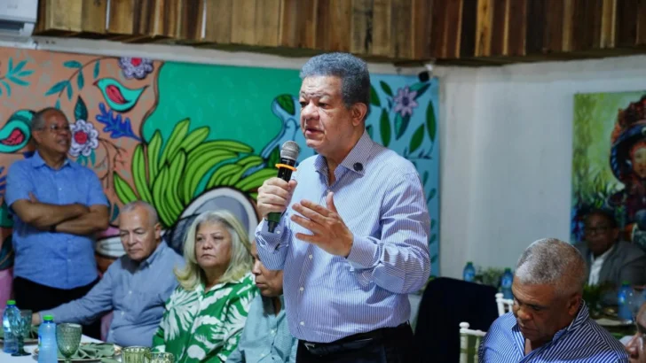 Leonel Fernández acusa al PRM de “tramposo” y de usar recursos públicos con fines electorales