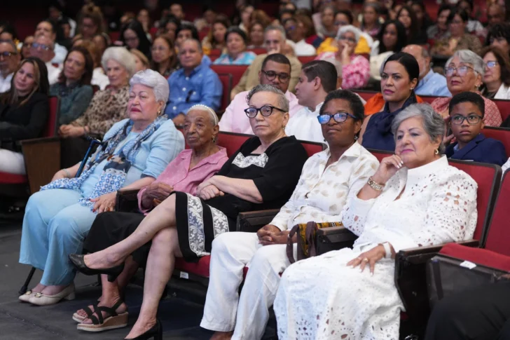 Indotel presenta documental sobre mujeres que marcaron la historia dominicana