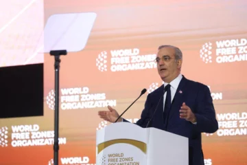 Abinader promociona a RD como destino clave para inversión y nearshoring en Congreso Mundial de Zonas Francas