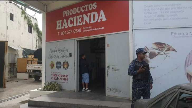 Salud Pública cierra fábrica de productos lácteos en Santiago por incumplimiento de normas sanitarias