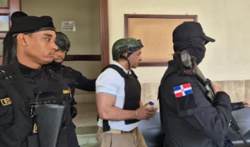 Tribunal aplaza juicio de Operación Nido para el 28 de mayo por ausencias en la defensa